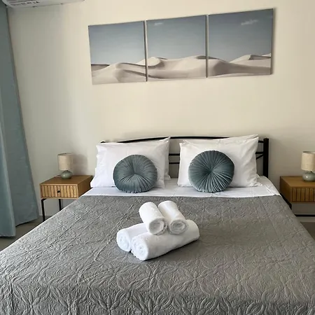 Irene Front Luxury Apartment Peraia (Thessaloniki)