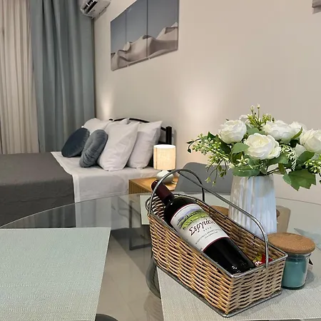 Irene Front Luxury *