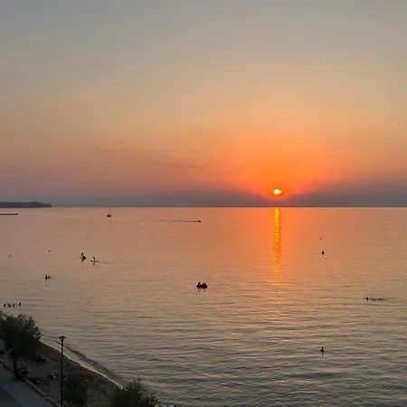 Irene Front Luxury * Peraía