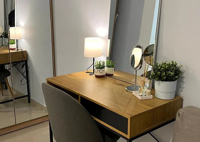 Irene Front Luxury *